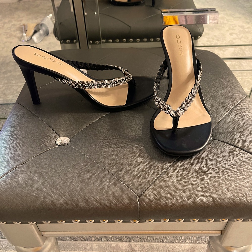 BEBE SIZE 8.5  Black and crystal sandals